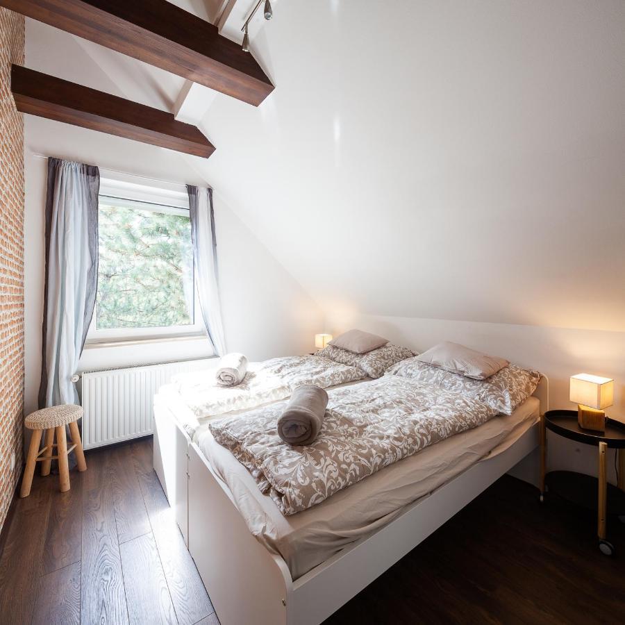 شوبرون Silver Willow Luxury Apartment المظهر الخارجي الصورة