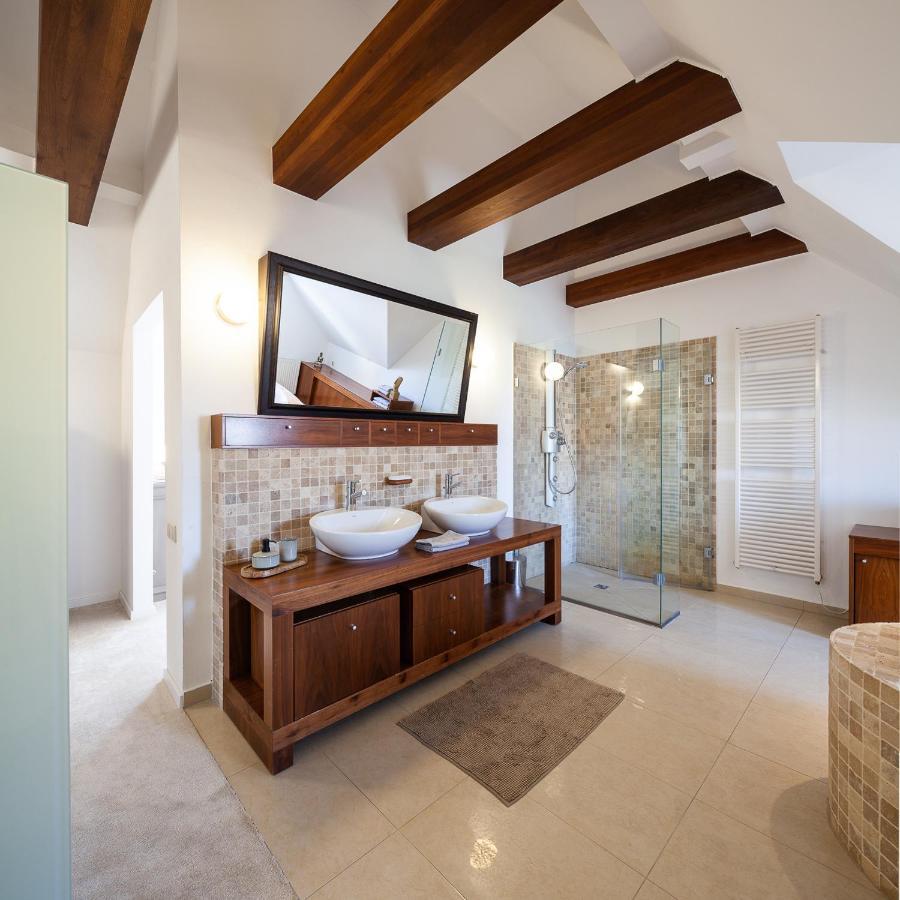 شوبرون Silver Willow Luxury Apartment المظهر الخارجي الصورة