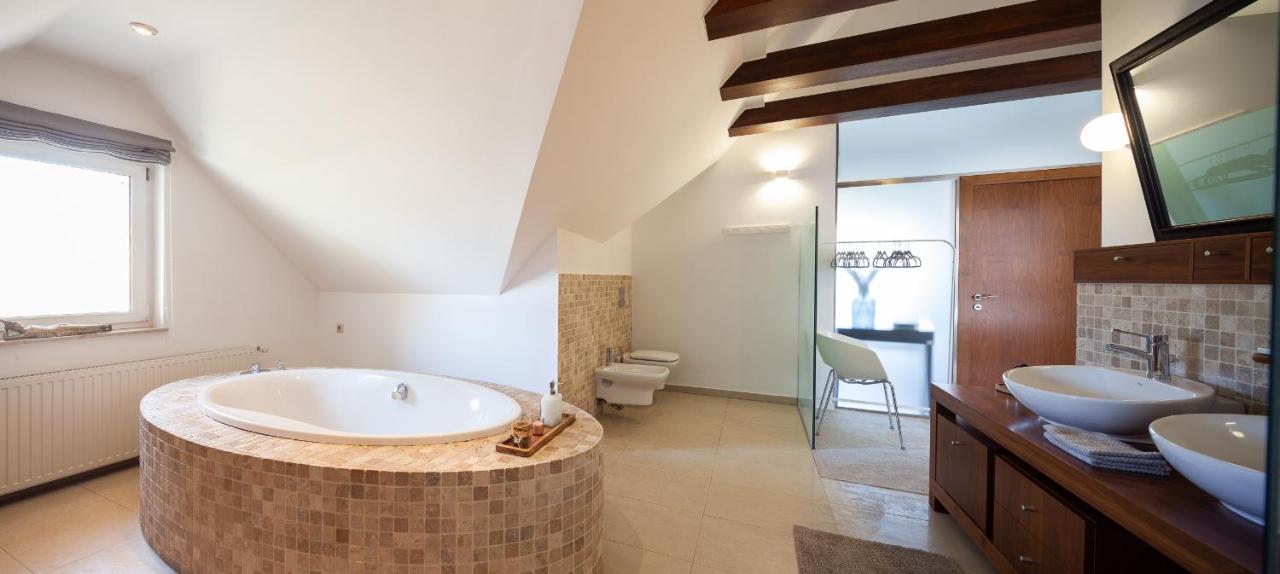 شوبرون Silver Willow Luxury Apartment المظهر الخارجي الصورة