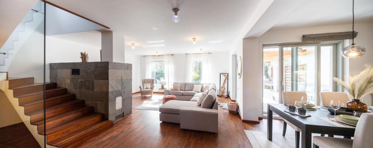 شوبرون Silver Willow Luxury Apartment المظهر الخارجي الصورة